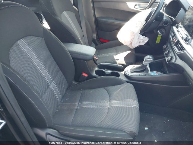 40077813 :رقم المزاد ، 3KPF24AD1NE473238 vin ، 2022 Kia Forte Fe/lxs مزاد بيع