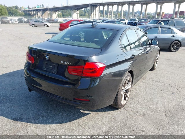 BMW 320i 2016 WBA8A3C54GK690646 Image 4