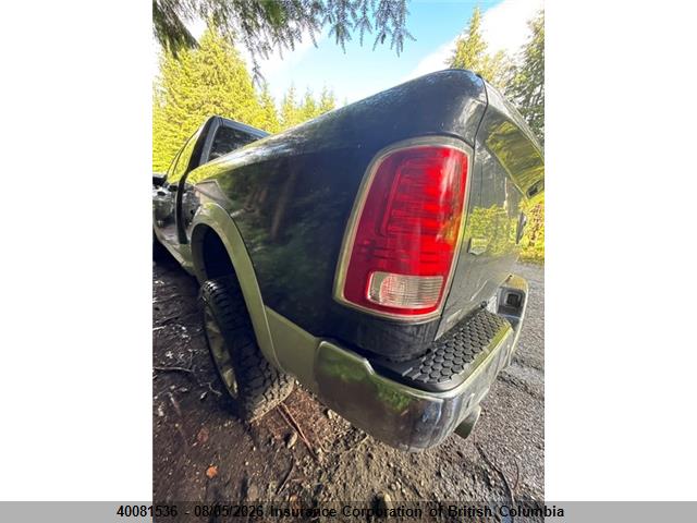 RAM 1500 Laramie 2017 1C6RR7VT1HS632506 Image 3