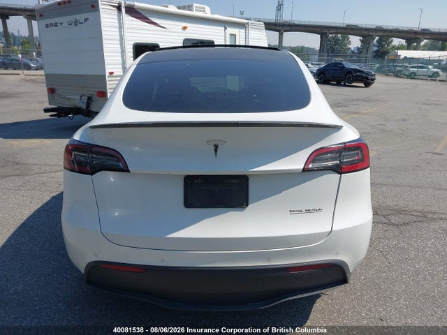 40081538 :رقم المزاد ، 7SAYGDEF0NF373604 vin ، 2022 Tesla Model Y مزاد بيع