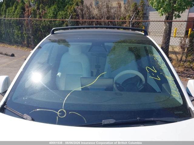 40081538 :رقم المزاد ، 7SAYGDEF0NF373604 vin ، 2022 Tesla Model Y مزاد بيع