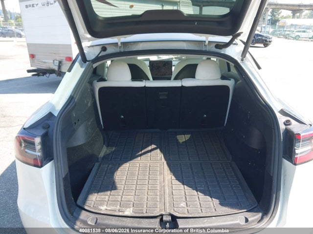 40081538 :رقم المزاد ، 7SAYGDEF0NF373604 vin ، 2022 Tesla Model Y مزاد بيع