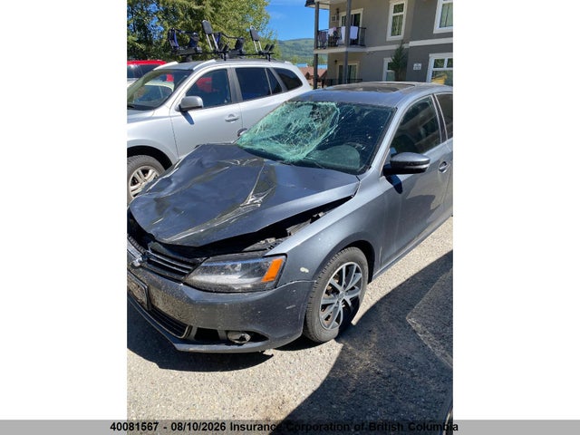 40081567 :رقم المزاد ، 3VWWL7AJ4BM092809 vin ، 2011 Volkswagen Jetta مزاد بيع