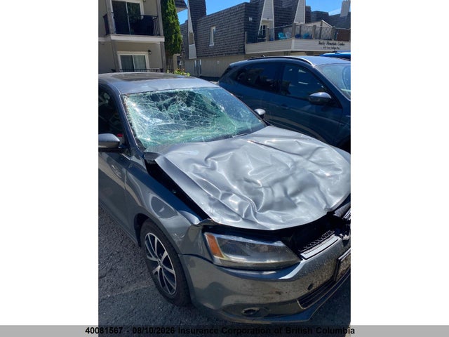 40081567 :رقم المزاد ، 3VWWL7AJ4BM092809 vin ، 2011 Volkswagen Jetta مزاد بيع