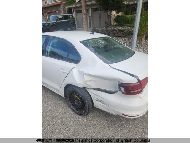 Продажа на аукционе авто 2016 Volkswagen Jetta, vin: 3VW267AJ3GM302748, номер лота: 40081571