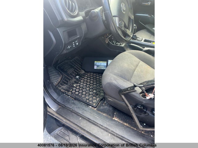 40081576 :رقم المزاد ، 5TFDZ5BN9HX015578 vin ، 2017 Toyota Tacoma Dbl Cab/sr5/trd Sport/or مزاد بيع