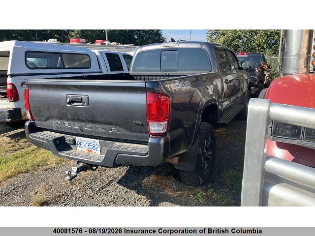 40081576 :رقم المزاد ، 5TFDZ5BN9HX015578 vin ، 2017 Toyota Tacoma Dbl Cab/sr5/trd Sport/or مزاد بيع