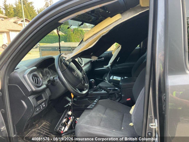 40081576 :رقم المزاد ، 5TFDZ5BN9HX015578 vin ، 2017 Toyota Tacoma Dbl Cab/sr5/trd Sport/or مزاد بيع