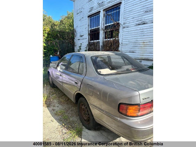 40081585 :رقم المزاد ، 4T1SK12E8RU399100 vin ، 1994 Toyota Camry مزاد بيع