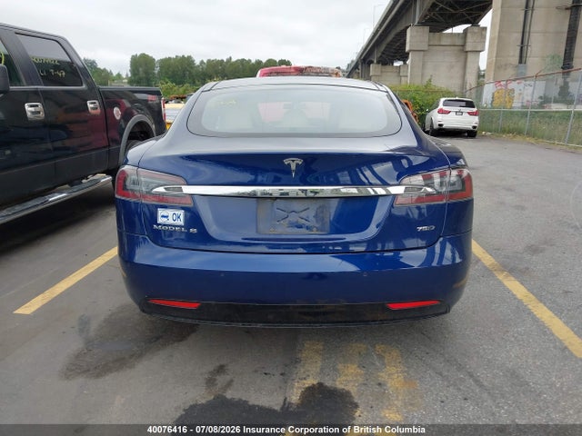 2016 Tesla Model S მანქანა იყიდება აუქციონზე, vin: 5YJSA1E21GF158042, აუქციონის ნომერი: 40076416