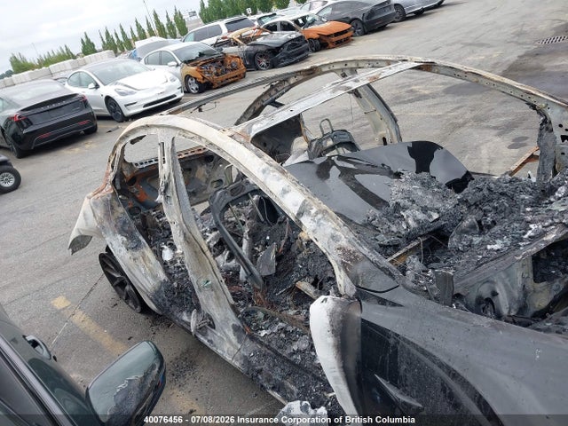 LRW3E1EB3PC843632 Tesla MODEL 3
