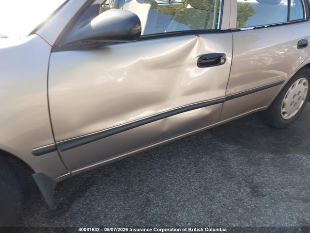 40081632 :رقم المزاد ، 2T1BR12EX2C858758 vin ، 2002 Toyota Corolla Ce/le/s مزاد بيع