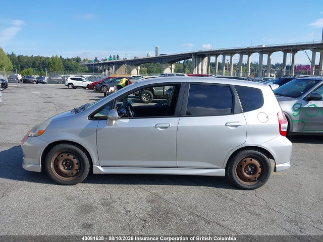 40081638 :رقم المزاد ، JHMGD38637S812726 vin ، 2007 Honda Fit مزاد بيع