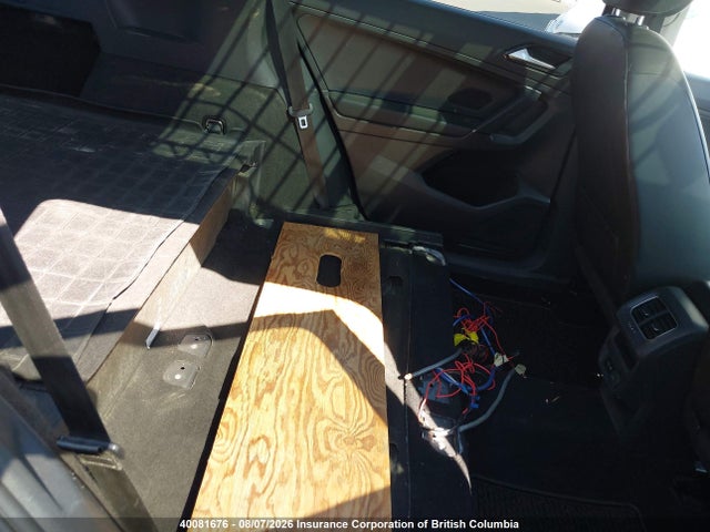 Aukcja sprzedaży 2018 Volkswagen Tiguan Se/sel, vin: 3VV2B7AX6JM005730, numer aukcji: 40081676