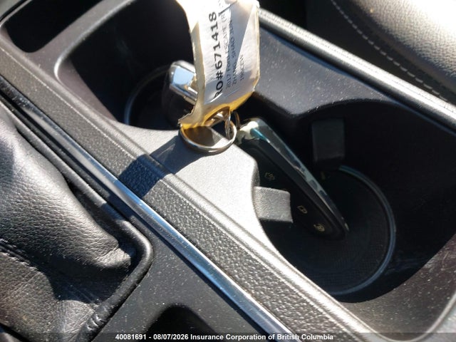 40081691 :رقم المزاد ، 1FMCU9J98HUB31728 vin ، 2017 Ford Escape Titanium مزاد بيع