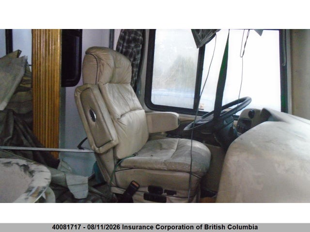 Продажа на аукционе авто 2001 Freightliner Chassis X Line Motor Home, vin: 4UZAAHAK01CH94058, номер лота: 40081717
