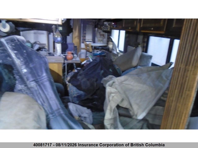 Продажа на аукционе авто 2001 Freightliner Chassis X Line Motor Home, vin: 4UZAAHAK01CH94058, номер лота: 40081717
