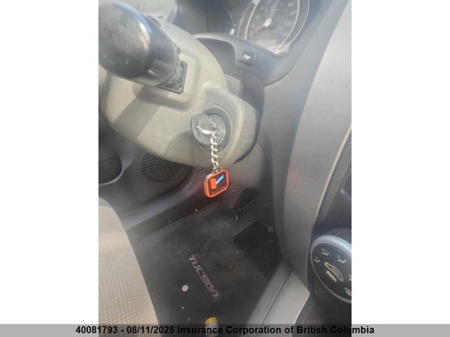 2006 Hyundai Tucson Gl მანქანა იყიდება აუქციონზე, vin: KM8JM12D06U275587, აუქციონის ნომერი: 40081793
