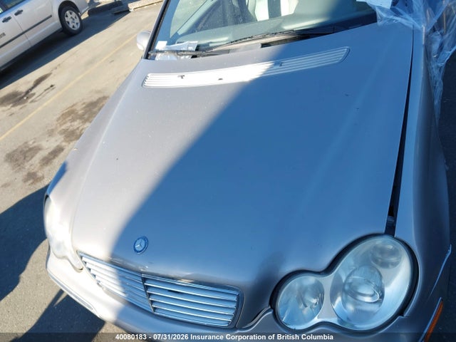 2003 Mercedes-benz C 240 4matic მანქანა იყიდება აუქციონზე, vin: WDBRF81J33F385436, აუქციონის ნომერი: 40080183