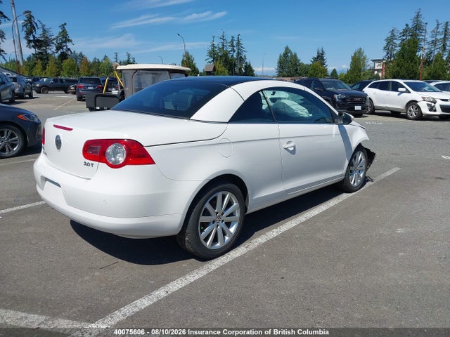 2011 Volkswagen Eos Komfort მანქანა იყიდება აუქციონზე, vin: WVWBD7AHXBV005285, აუქციონის ნომერი: 40075606