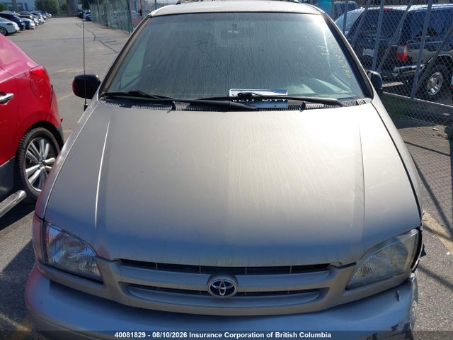 Продажа на аукционе авто 2000 Toyota Sienna Le/xle, vin: 4T3ZF13C3YU310488, номер лота: 40081829