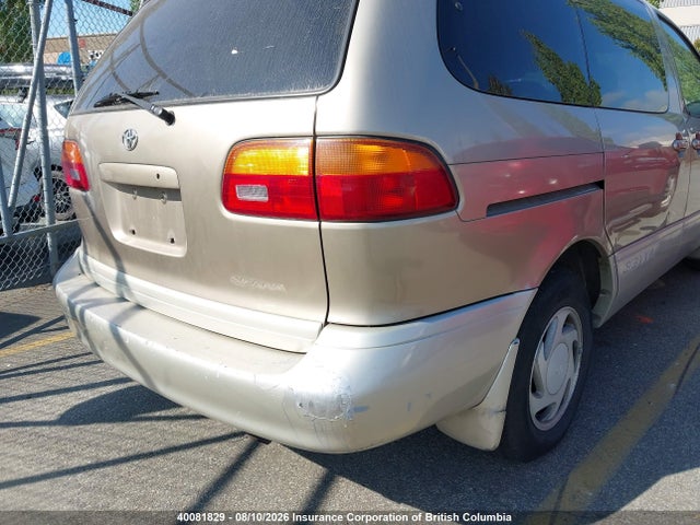 Продажа на аукционе авто 2000 Toyota Sienna Le/xle, vin: 4T3ZF13C3YU310488, номер лота: 40081829