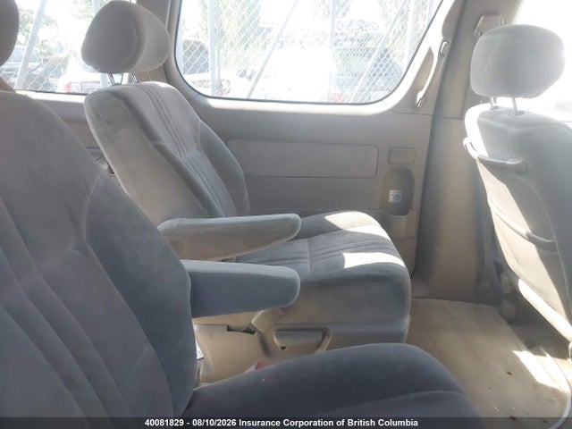 Продажа на аукционе авто 2000 Toyota Sienna Le/xle, vin: 4T3ZF13C3YU310488, номер лота: 40081829