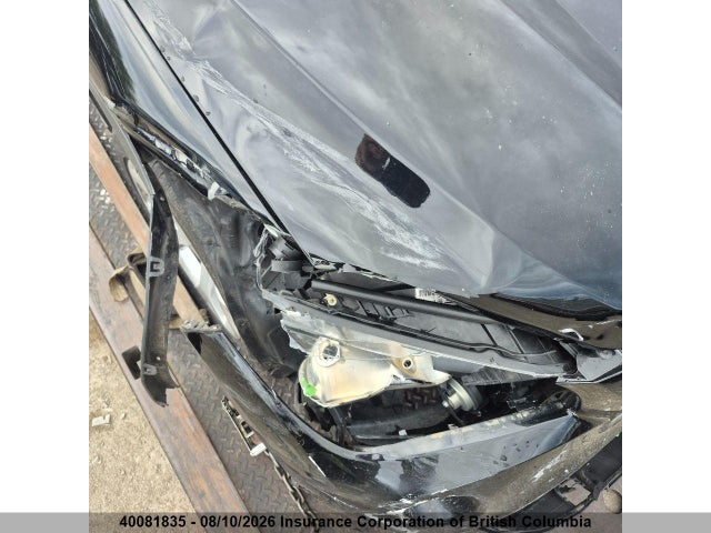 40081835 :رقم المزاد ، WBAVL1C57CVR75786 vin ، 2012 Bmw M مزاد بيع