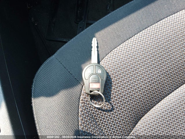 40081202 :رقم المزاد ، JN8AS5MVXBW271024 vin ، 2011 Nissan Rogue S/sv/krom مزاد بيع