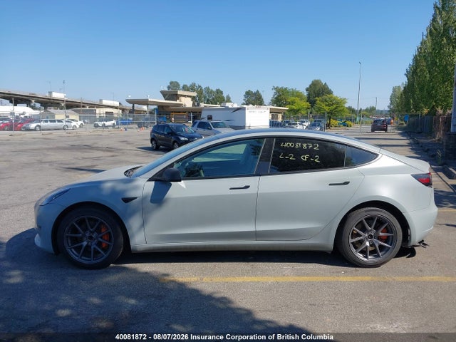 40081872 :رقم المزاد ، LRW3E1FA9PC900308 vin ، 2023 Tesla Model 3 مزاد بيع