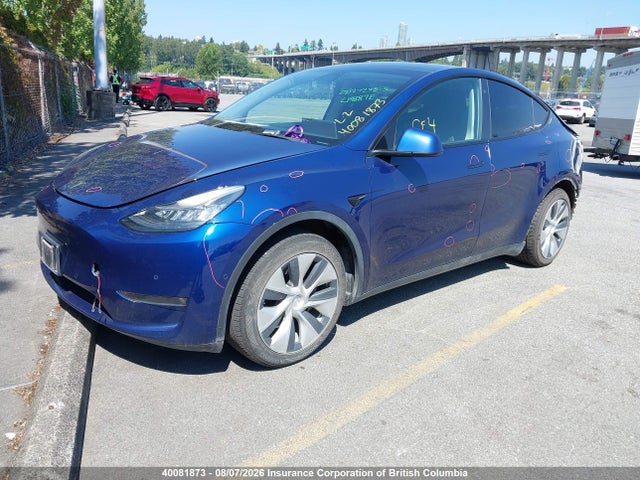 Tesla Model Y 2021 5YJYGDED4MF110770 Image 2