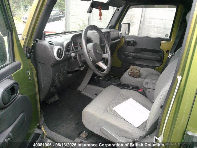 Продажа на аукционе авто 2008 Jeep Wrangler Unlimited Sahara, vin: 1J4GA59188L633712, номер лота: 40081906