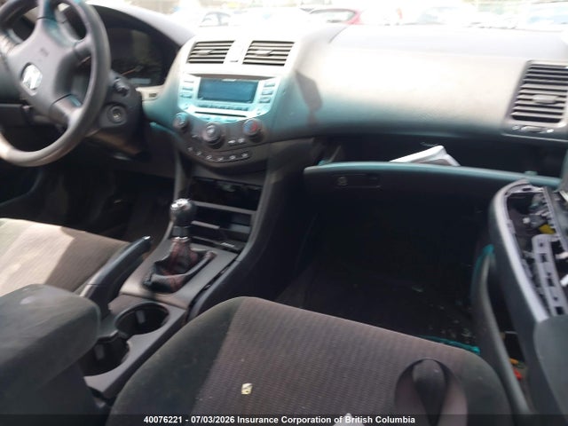 40076221 :رقم المزاد ، 1HGCM55415A804255 vin ، 2005 Honda Accord Lx مزاد بيع