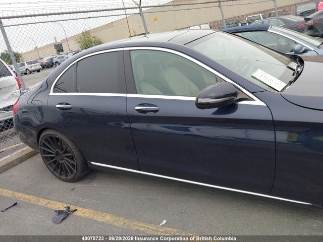40075723 :رقم المزاد ، 55SWF8EB1KU322036 vin ، 2019 Mercedes-benz C 300 4matic مزاد بيع