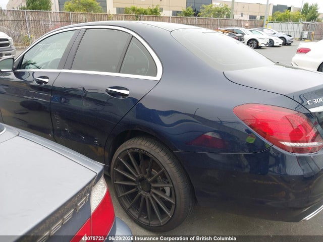40075723 :رقم المزاد ، 55SWF8EB1KU322036 vin ، 2019 Mercedes-benz C 300 4matic مزاد بيع