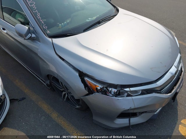 40081944 :رقم المزاد ، 1HGCR2F51HA809368 vin ، 2017 Honda Accord Sport مزاد بيع