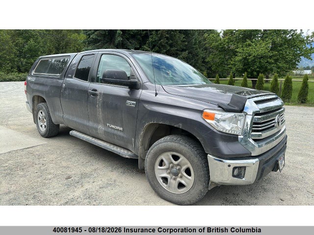 40081945 :رقم المزاد ، 5TFUY5F1XHX666020 vin ، 2017 Toyota Tundra Sr5 Plus 5.7l V8 مزاد بيع