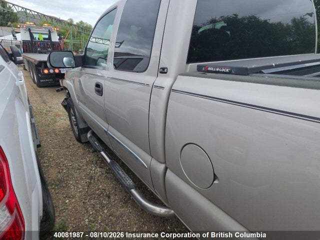 Продажа на аукционе авто 2004 Gmc Sierra K2500 Heavy Duty, vin: 1GTHK291X4E215348, номер лота: 40081987