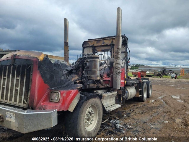 Kenworth Construction T800 2014 1XKDD40X2ER967453 Image 2