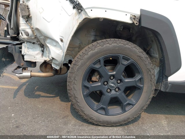 Продаж на аукціоні авто 2020 Toyota Rav4, vin: 2T3J1RFV9LC119157, номер лоту: 40082047