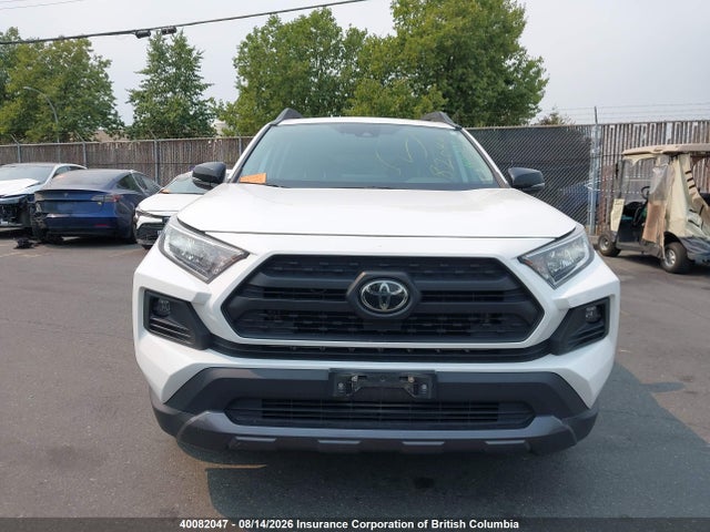 Продаж на аукціоні авто 2020 Toyota Rav4, vin: 2T3J1RFV9LC119157, номер лоту: 40082047