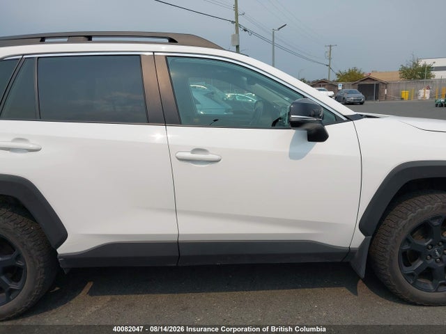Продаж на аукціоні авто 2020 Toyota Rav4, vin: 2T3J1RFV9LC119157, номер лоту: 40082047