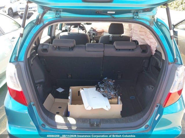 40080209 :رقم المزاد ، LUCGE8H30D3009195 vin ، 2013 Honda Fit Dx-a مزاد بيع