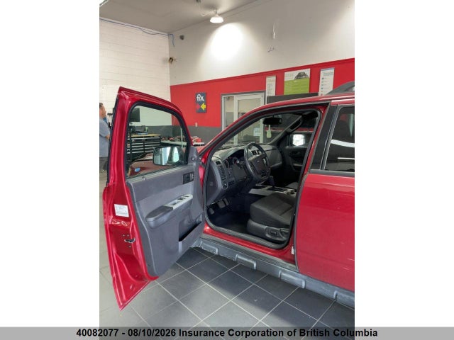 Продаж на аукціоні авто 2011 Ford Escape Xlt Automatic, vin: 1FMCU0D74BKB93992, номер лоту: 40082077