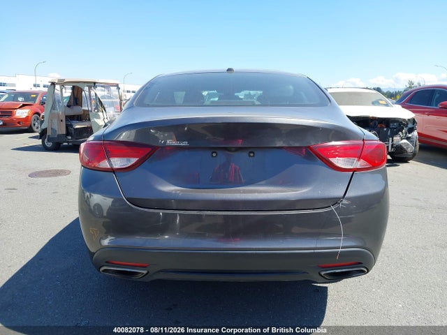 40082078 :رقم المزاد ، 1C3CCCBG5FN703724 vin ، 2015 Chrysler 200 مزاد بيع