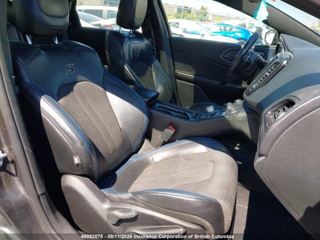 Auction sale of the 2015 Chrysler 200, vin: 1C3CCCBG5FN703724, lot number: 40082078