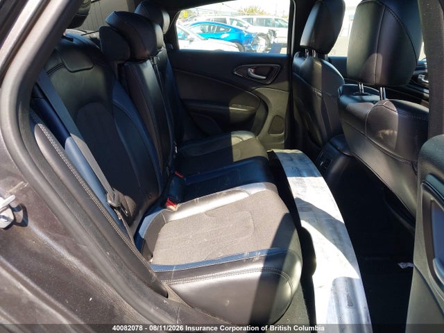 Auction sale of the 2015 Chrysler 200, vin: 1C3CCCBG5FN703724, lot number: 40082078