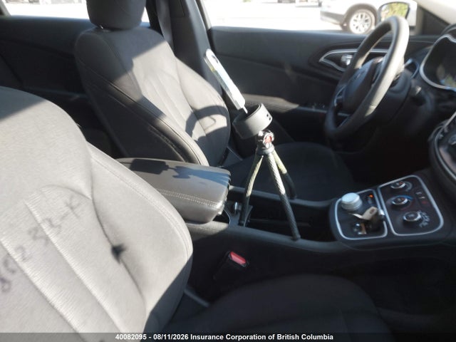 Chrysler 200 2015 1C3CCCFB6FN727433 Image 5