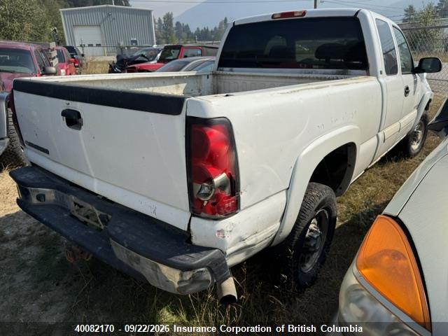 Auction sale of the 2006 Chevrolet Silverado K2500 Heavy Duty, vin: 1GCHK29U66E276631, lot number: 40082170
