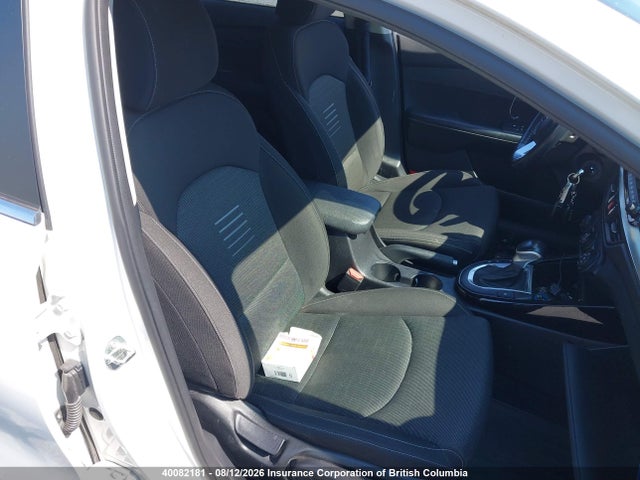 40082181 :رقم المزاد ، 3KPF54AD8KE033147 vin ، 2019 Kia Forte مزاد بيع